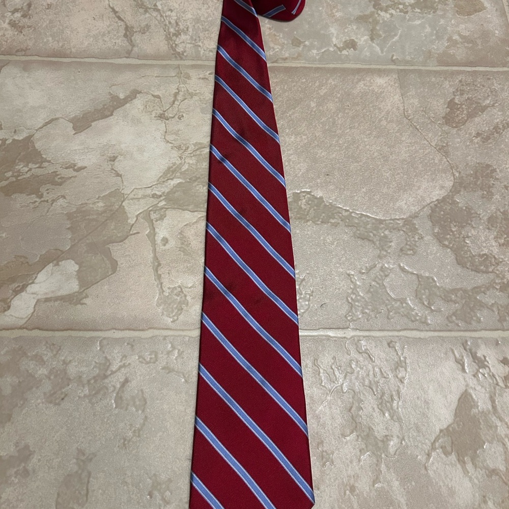 Brooks Brothers 346 Pure Silk Red and Blue Striped Men’s Tie 60” Long 3 3/4 Wide